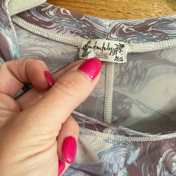 Free People "Walk This Way" Sheet top Small - Picture 3 of 5